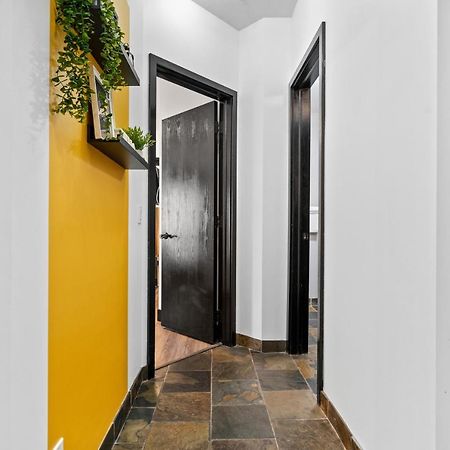The Mountaineer By Instantsuites Pool & Hottub Canmore Exteriör bild